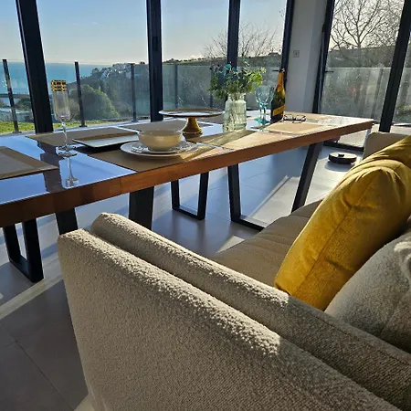 Mayflower, Seaview, Modern, 6 Beds *